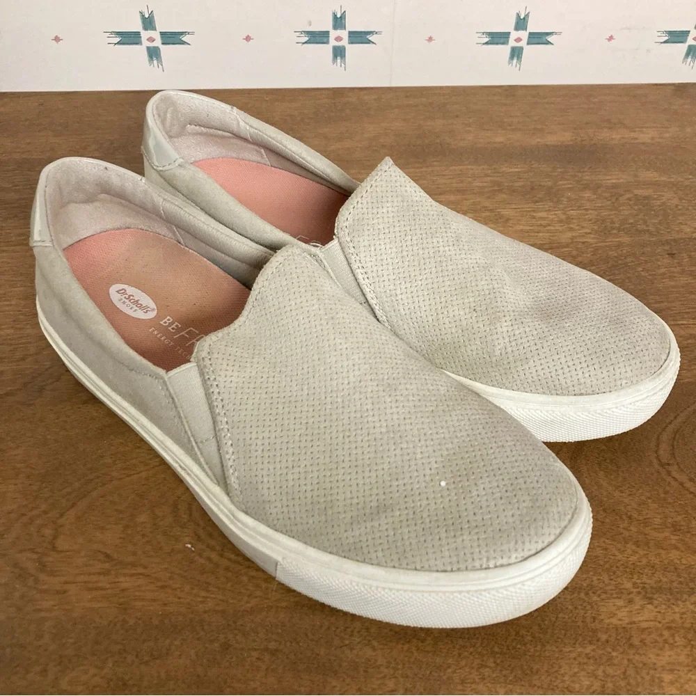 Dr. Scholl's Nova Be Free Light Grayish Faux Suede Slip-ons 7M